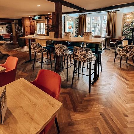 Lion & Swan Hotel Congleton Esterno foto The interior of the restaurant