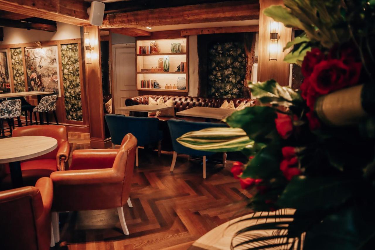 Lion & Swan Hotel Congleton Esterno foto The interior of the restaurant