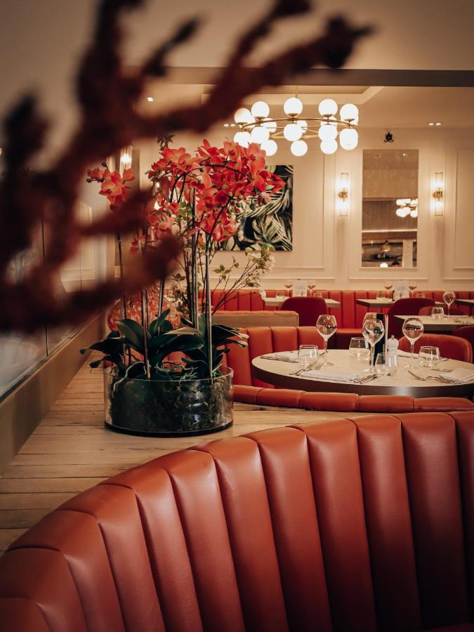 Lion & Swan Hotel Congleton Esterno foto Interior of the restaurant