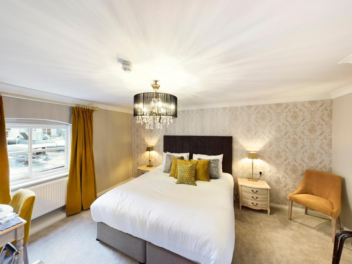Lion & Swan Hotel Congleton Esterno foto